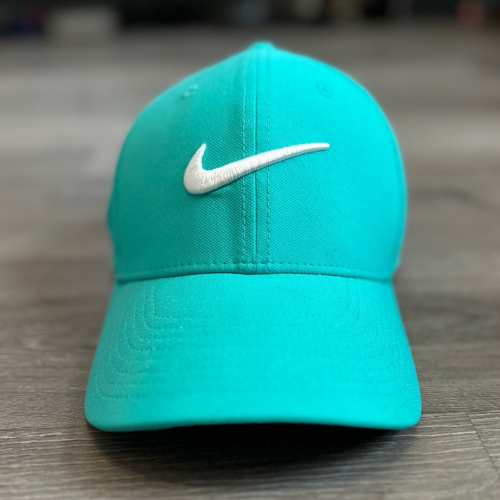 Nike Unisex Adjustable DRI-FIT Club Cap
